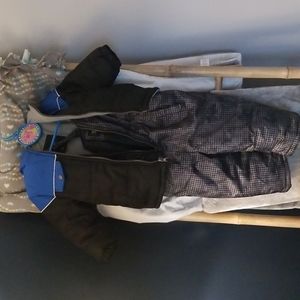 18 months Snow bibs and jacket, blue and black